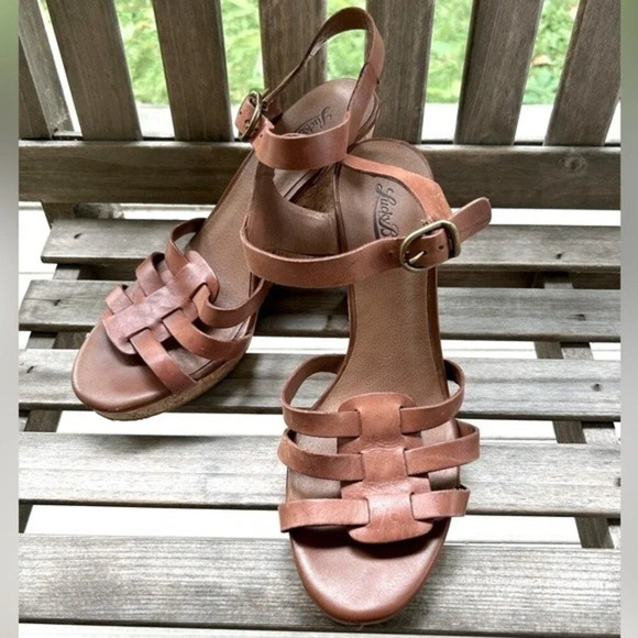 Lucky Brand Willows Nigori Brown Leather Sandal‎ 10 Wedge Ankle strap excellent - Picture 1 of 6